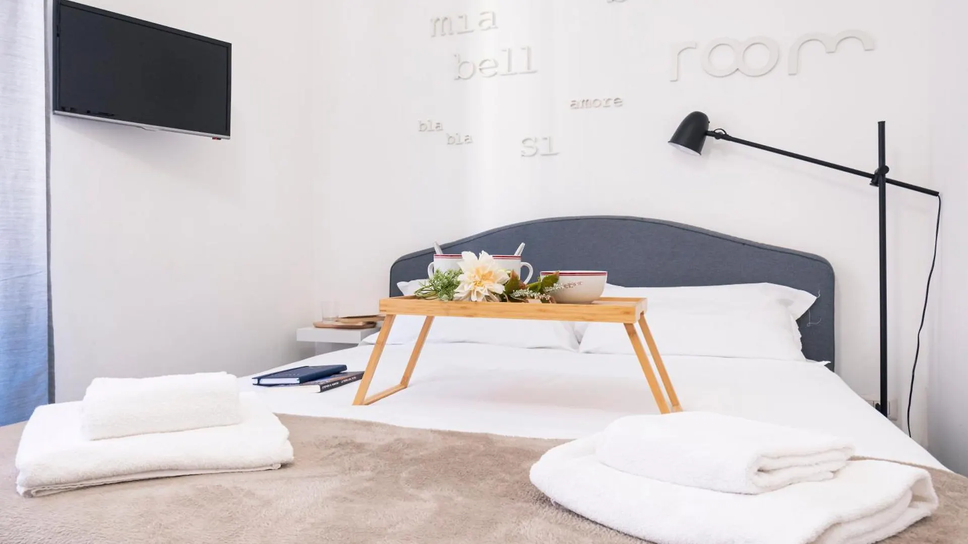 Compact And Charming Studio Porta Venezia ميلان