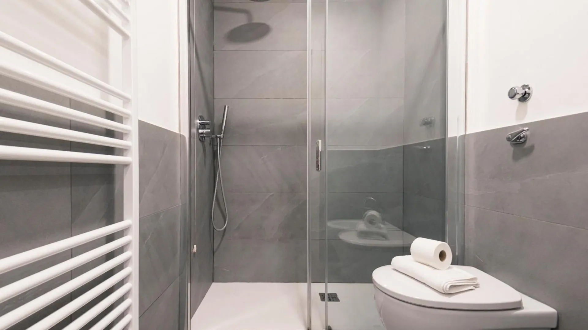 شقة Compact And Charming Studio Porta Venezia ميلان