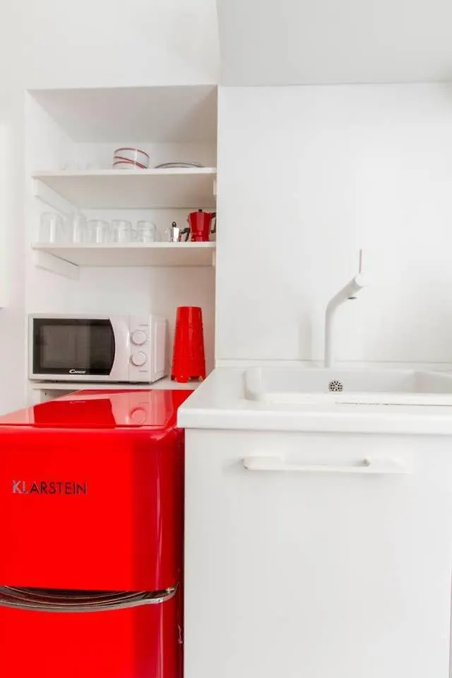 Compact And Charming Studio Porta Venezia ميلان 0*,  إيطاليا